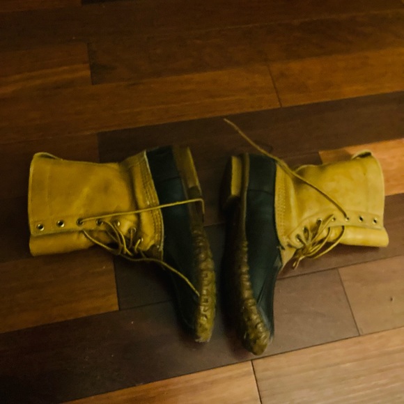 Woman’s L.L. Bean Boots - Picture 3 of 7